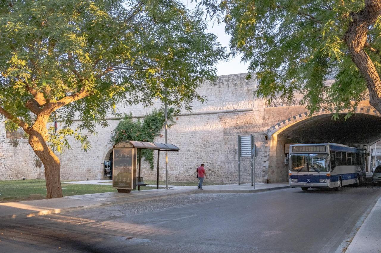 The Venetian Walls Smart Apartments Heraklion  Exterior photo